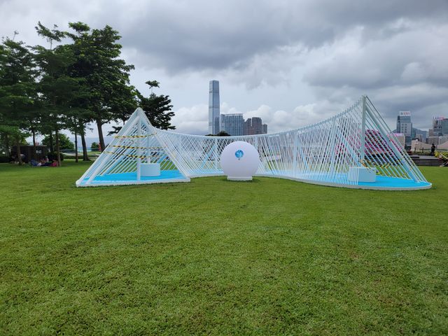 展品:《光織》